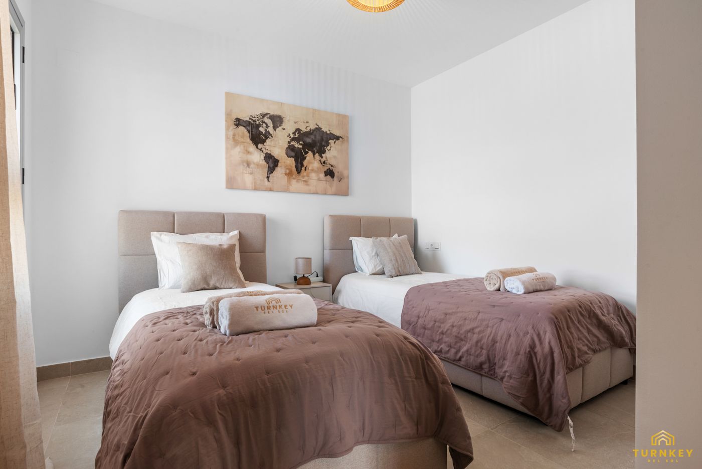 Slaapkamer 3 met twee eenpersoonsbedden